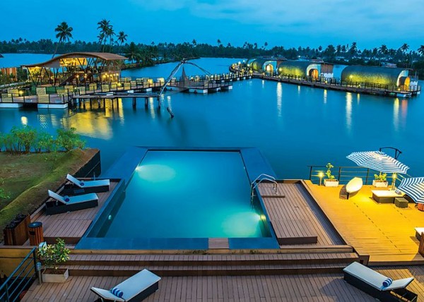 Aquatic Island Resort