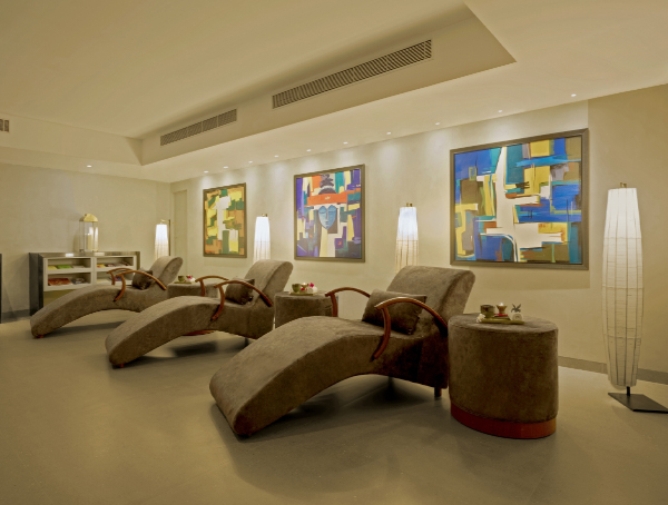 Treatment Room & Relaxation Lounge